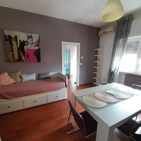 A Casa Di Sabry Apartment Bari